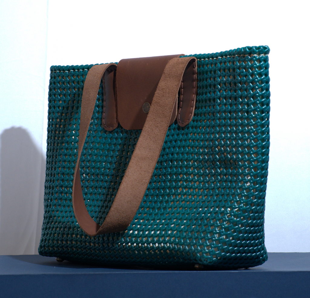 Pagal (பகல்): Day