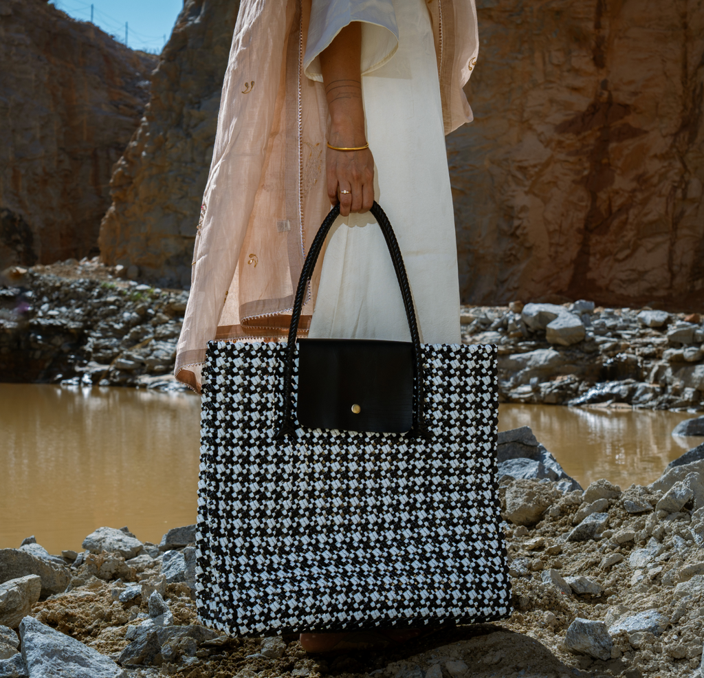 Nizhal (நிழல்): Shadow